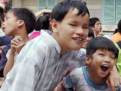 Vietnamese people in China support Agent Orange victims